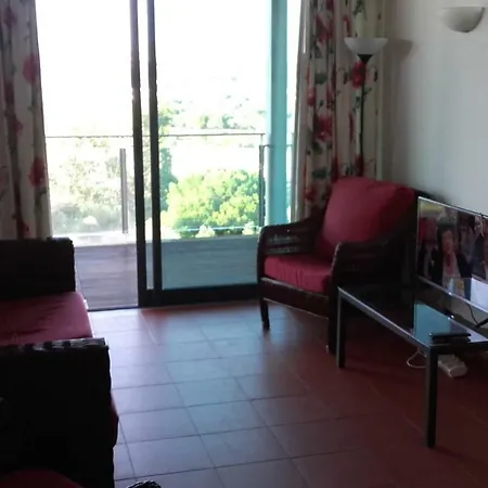 アパート Golf Club, ヴィラモウラ